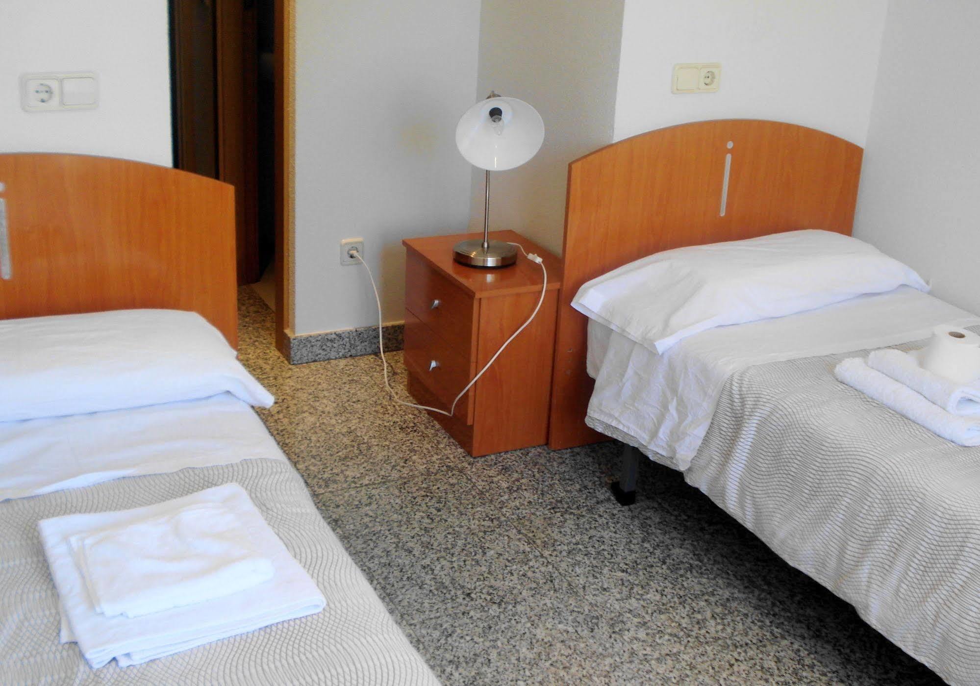 Residencia Universitaria Atilano Coco Salamanca Bagian luar foto